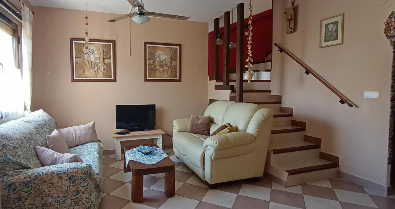 Bungalow Con Encanto, 100M2, A 800 M De La Playa El Campello Eksteriør bilde